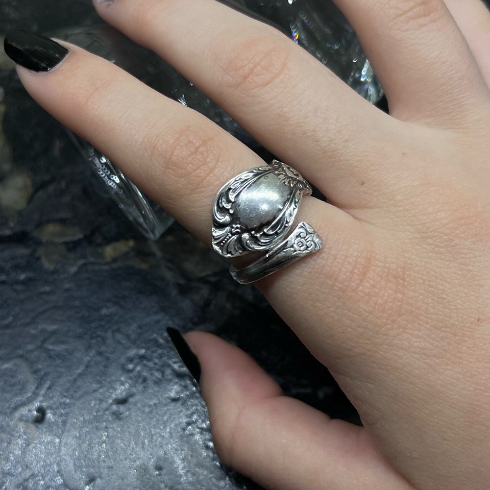 1847 Rogers Bros Heritage Spoon Ring